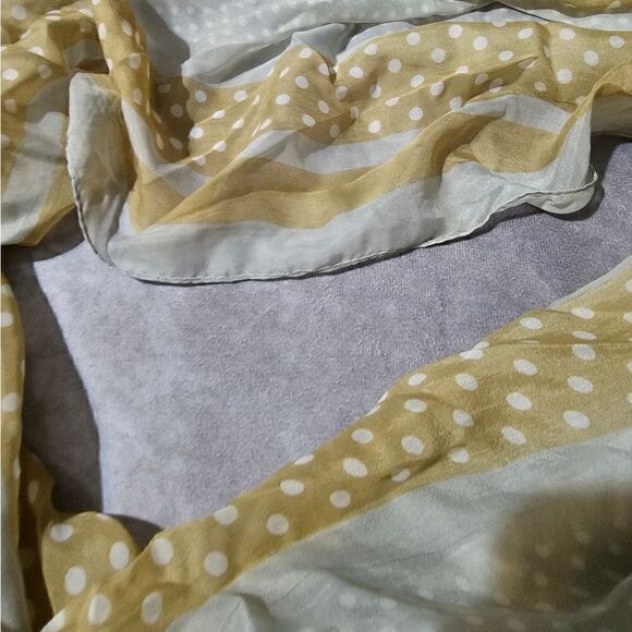 COLLECTION EIGHTEEN Dottie Stripe POLYESTER Scarf 21" x 86" - Picture 2 of 4